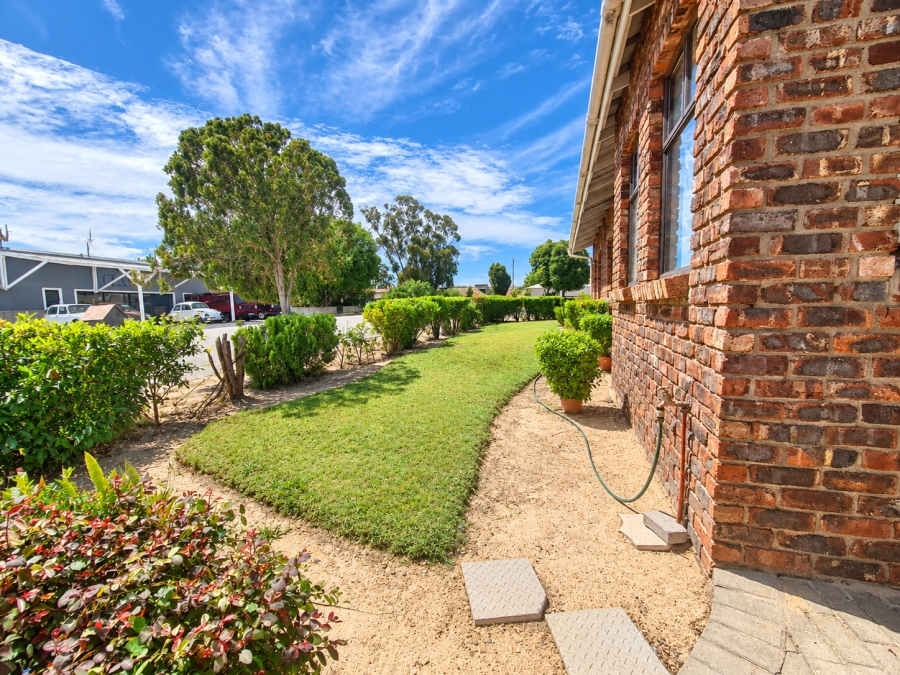 3 Bedroom Property for Sale in Hopefield Western Cape